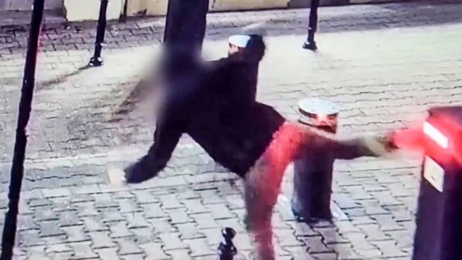 Wandal szedł deptakiem w Zielonej Górze i demolował. Po chwili został zatrzymany