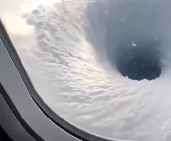 Wlecieli w oko cyklonu. Zastała ich oczekiwana cisza