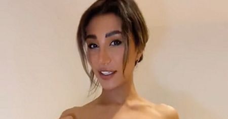 Influencerka szokuje. Na randkę do restauracji poszła w "siateczce"