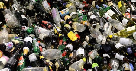 Taryfa ulgowa nie dla każdego. Nie zdążą z kaucjami za plastikowe butelki i puszki