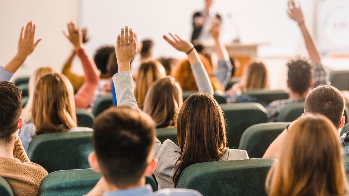 Robienie zdjęć slajdów pozwala lepiej zapamiętać wykłady