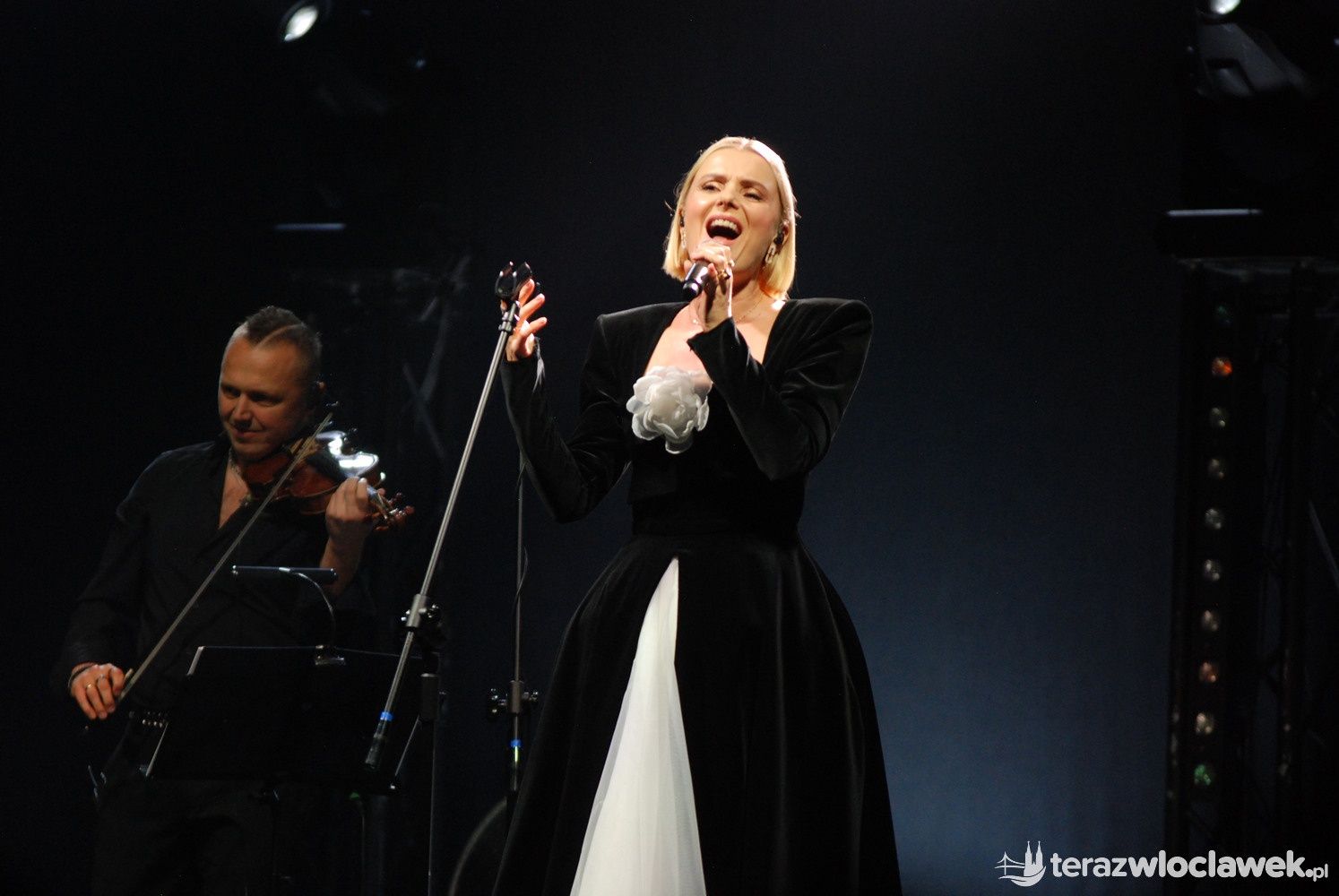 Kowal: nagrody dla oświaty i koncert Haliny Mlynkovej