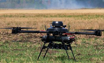 Handlowali dziewczętami. Musiały produkować drony w Rosji