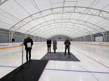 Poznań: Nowa Hala Sportowa Wilda otwarta. Lodowisko już działa