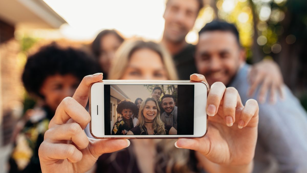 Oszuści kradną selfie 