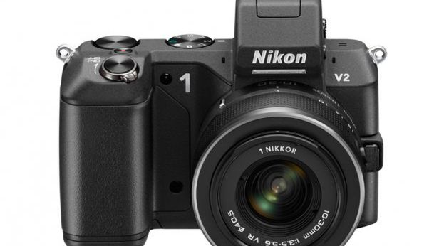 Nikon 1 V2 - bezlusterkowiec na serio? 1