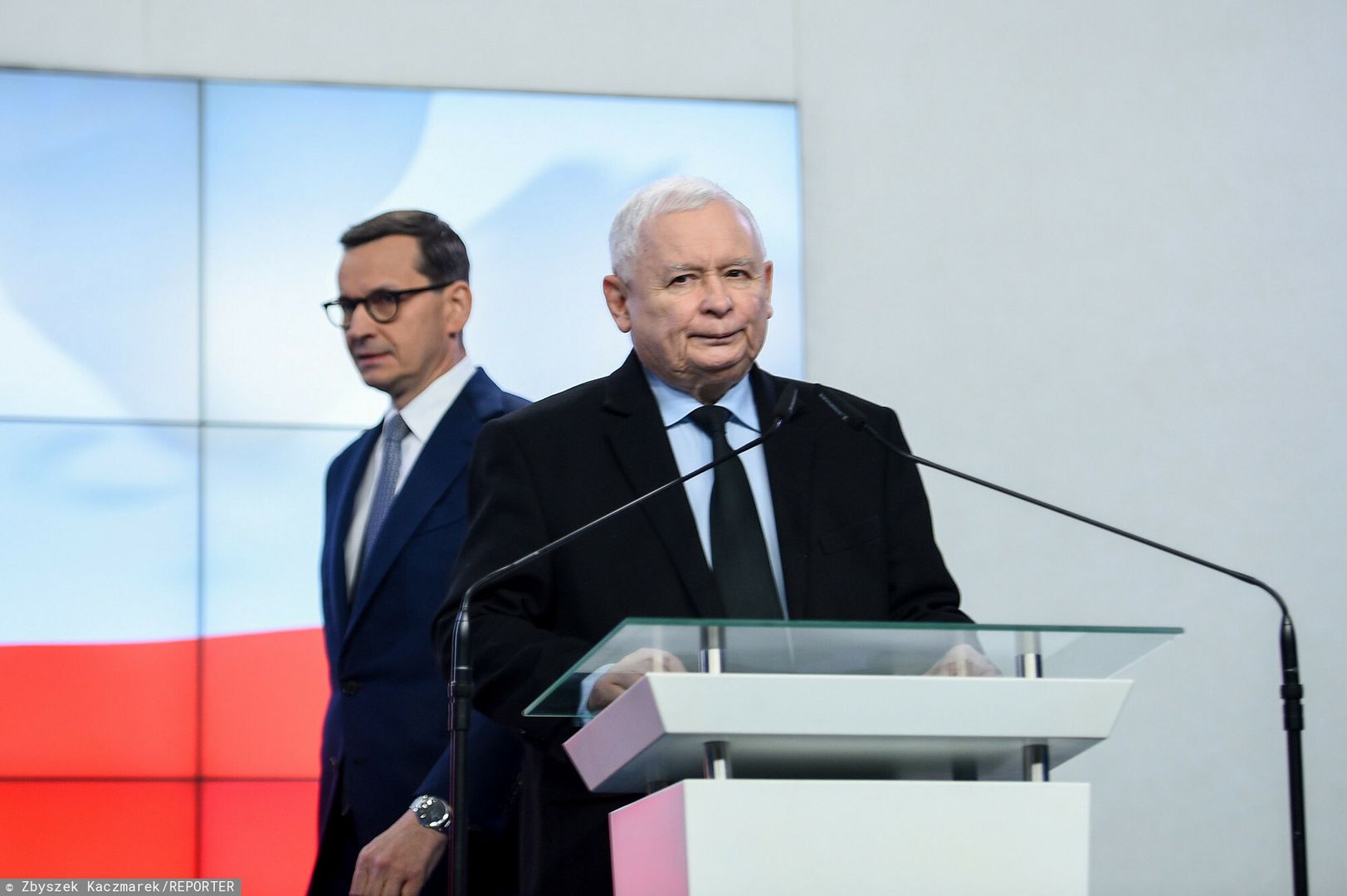 O?wiadczenie prezesa Kaczy?skiego i premiera Morawieckiego
28.11.2022 Warszawa Konferencja Jaroslawa Kaczynskiego i Mateusza Morawieckiego 
fot. Zbyszek Kaczmarek/REPORTER
n/z: Mateusz Morawiecki, Jaroslaw Kaczynski
Zbyszek Kaczmarek/REPORTER
