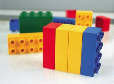 Jak powstają klocki LEGO? - wideo z lat 80-tych