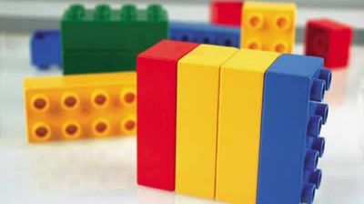 Jak powstają klocki LEGO? - wideo z lat 80-tych 1