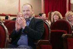 Zwolniono go z teatru. Redbad Klynstra w sądzie