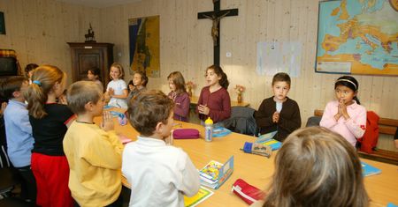 Uczniowie rezygnują z lekcji religii? Raport warszawskich urzędników ujawnia fakty