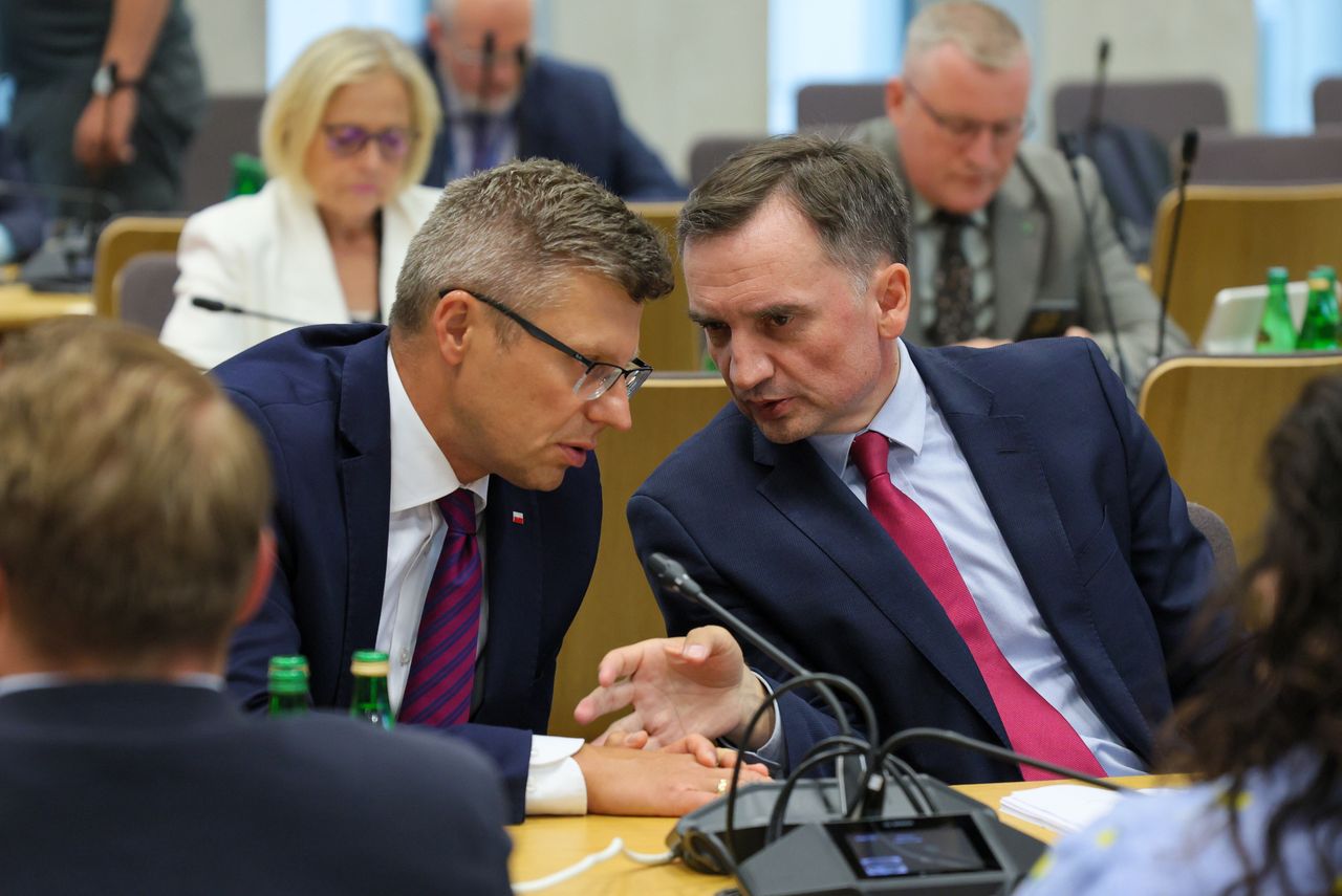 "Nie zrzekł się". Głosowanie w sprawie Ziobry coraz bliżej