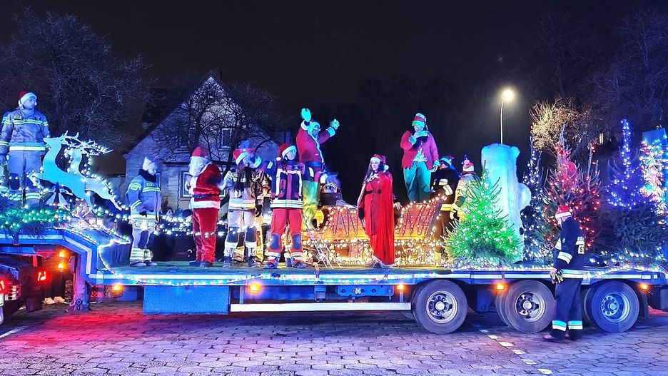 Strażacki Konwój Świętego Mikołaja