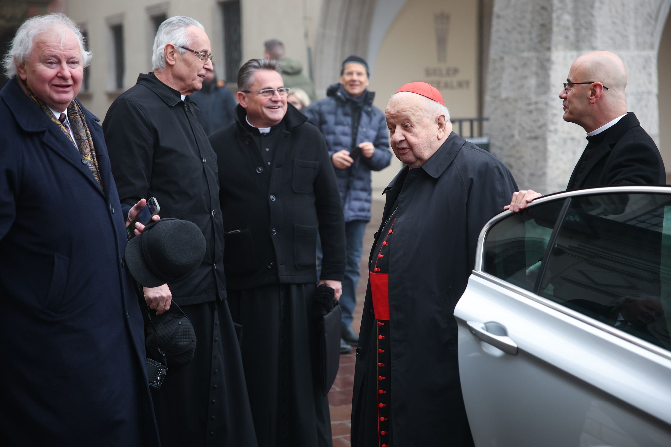 Ingres kardynała Grzegorza Rysia na metropolitę