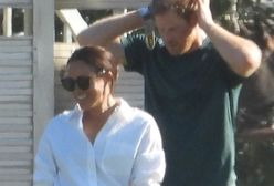 Meghan z szerokim uśmiechem. A Harry? "Przyłapali" ich paparazzi