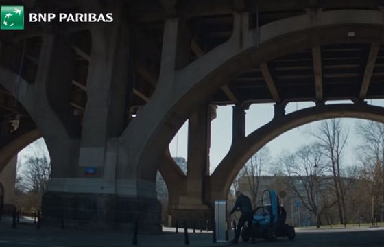 Bank BNP Paribas z kampanią klimatyczną „Świat Cię potrzebuje”