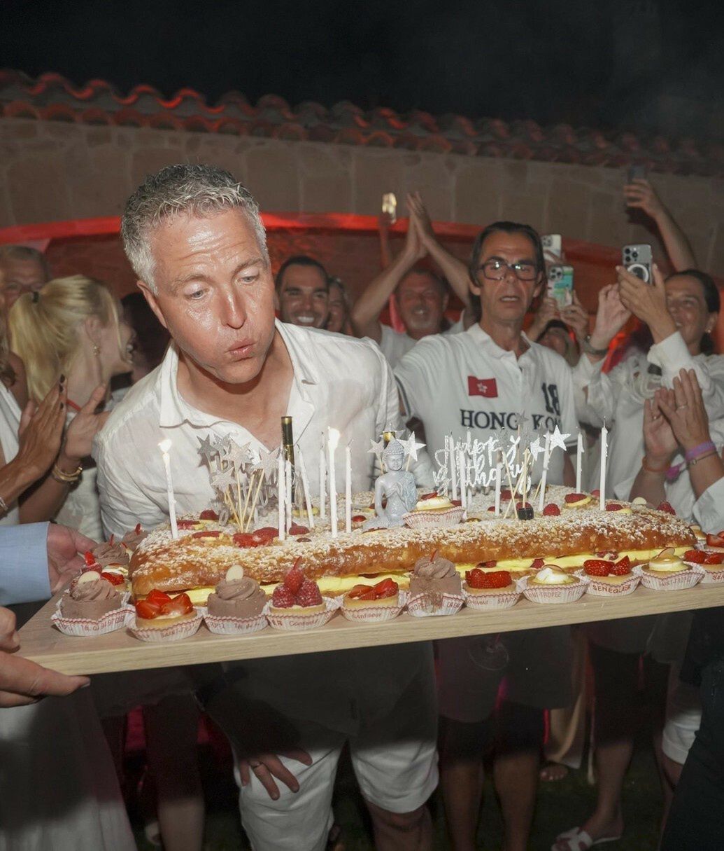 Ralf Schumacher świętuje 50. urodziny w Saint-Tropez