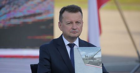 Koreańskie czołgi trafią do Polski w tym roku. Szef MON zatwierdził umowy