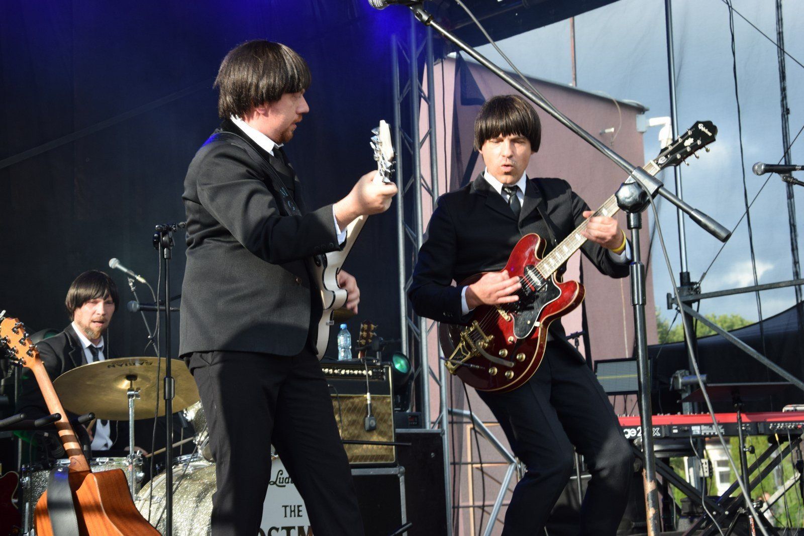 Święto Kwiatów i Muzyki w Zduńskiej Woli Karsznicach. Ewelina Flinta i muzyka The Beatles