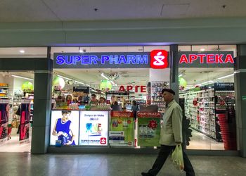 Super-Pharm kusi wiosennymi zniżkami. Krem za 1 grosz