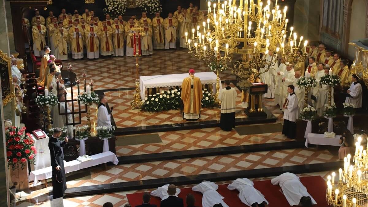 Święcenia kapłańskie w archikatedrze lubelskiej