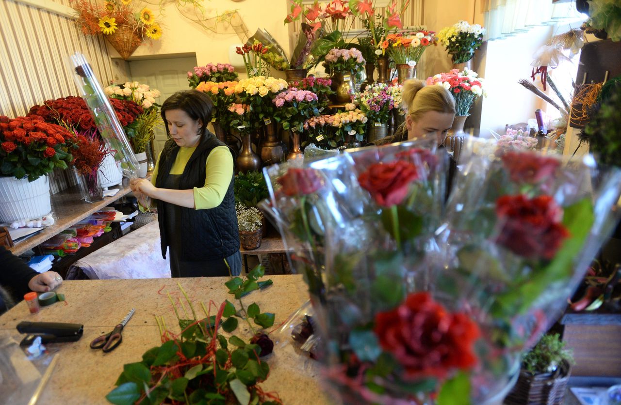 Zarobią 240 złotych za godzinę. Płacowe żniwa w kilku zawodach