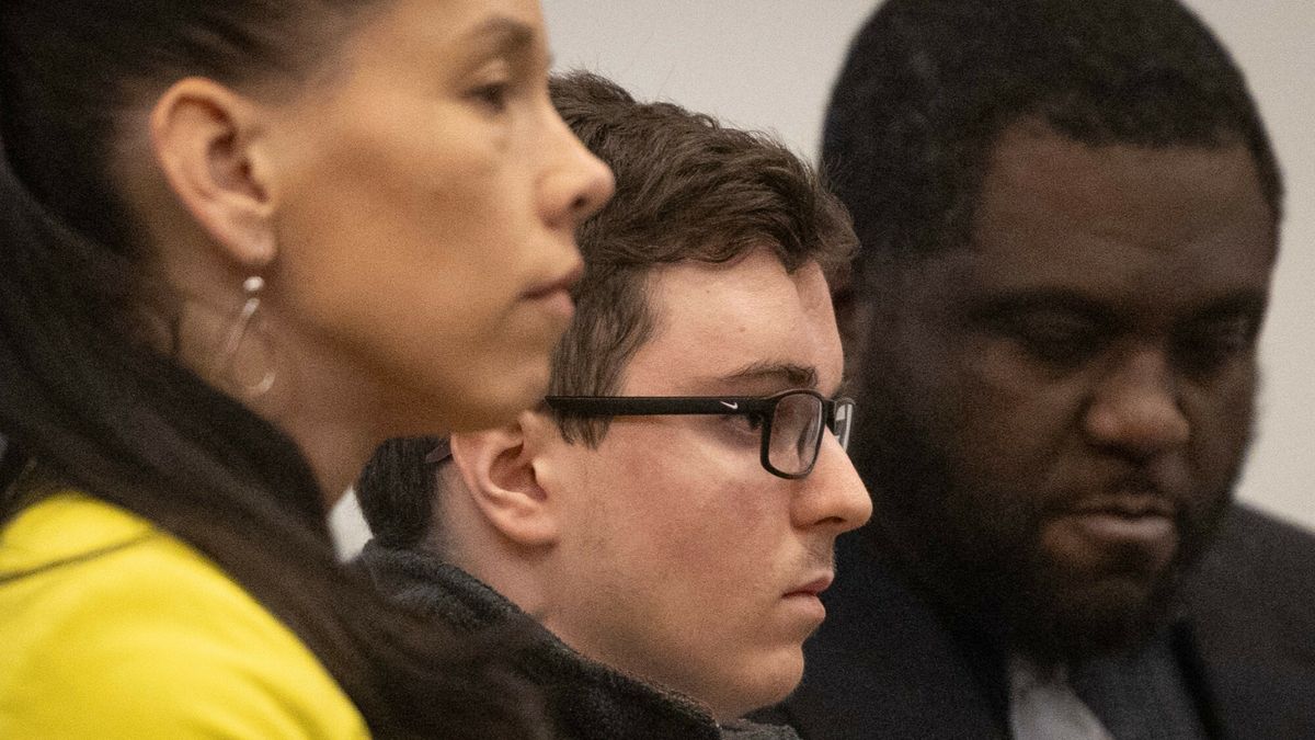 Austin Thompson w trakcie rozprawy.