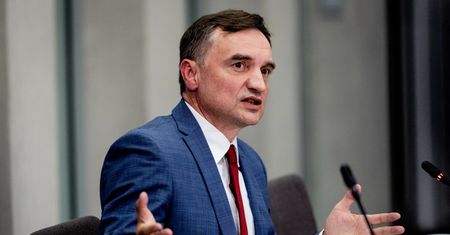 Azyl Ziobry. Upadek wizerunku szeryfa [OPINIA]