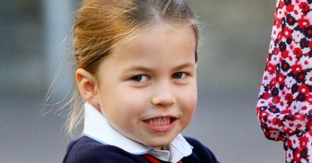 Księżniczka Charlotte skończyła 6 lat! Rodzina królewska pokazała jej wyjątkowy portret (FOTO)