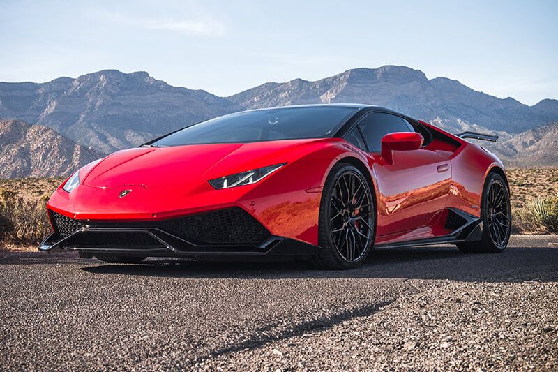 Lamborghini Huracán z przebiegiem ponad 300 tys. km trafiło na sprzedaż. To mina czy okazja?