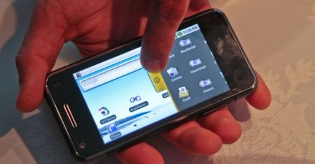 Smartfony z procesorami Intel Atom Z-Series w tym roku! Do 10 dni pracy na baterii!
