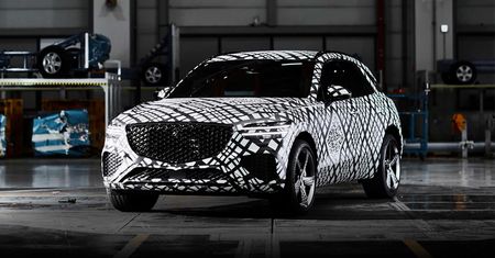 Genesis GV70 w oficjalnej zapowiedzi. To już drugi SUV koreańskiej marki