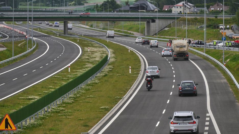 Jak zaplanować bezpieczną podróż w czasie wakacji?