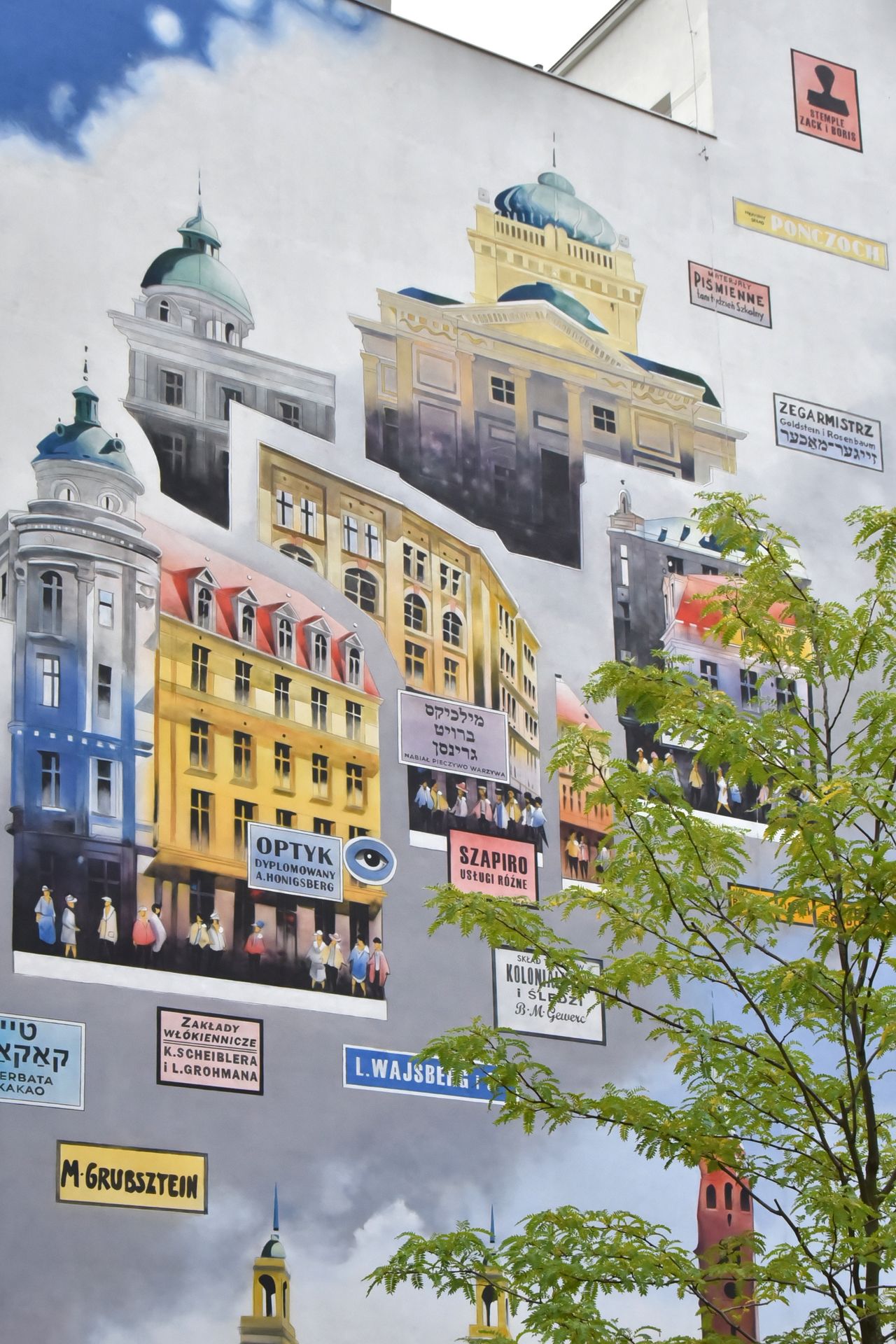 Warszawa. Mural powstał na kamienicy przy ul. Próżnej 12