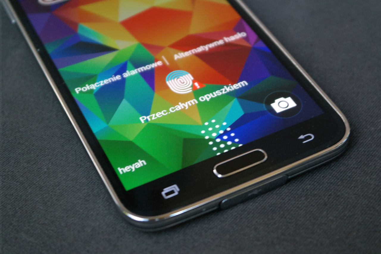 Samsung Galaxy S5 - jak sprawuje się jego czytnik linii papilarnych? 2