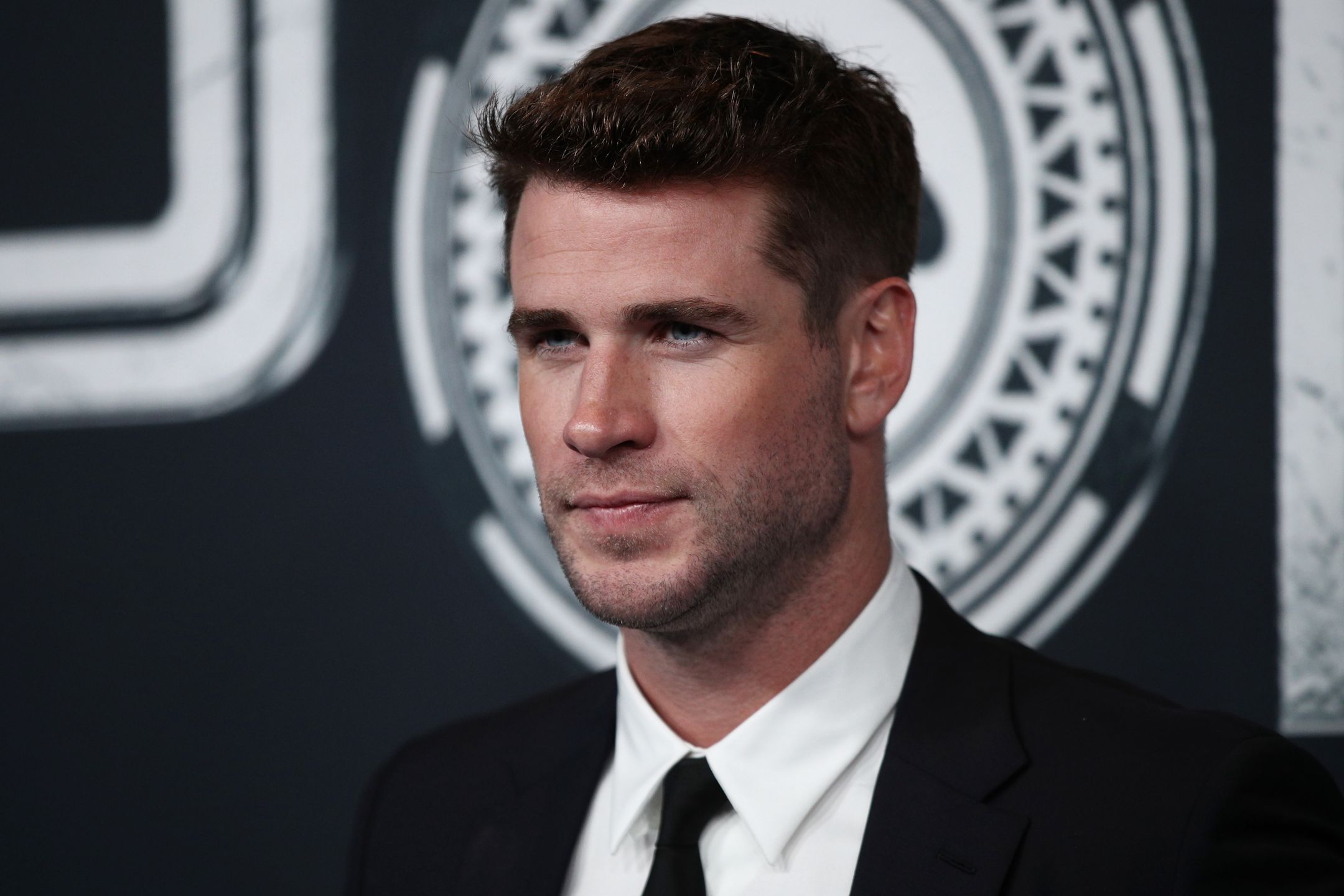 Miley Cyrus ujawniła, z kim zdradził ją Liam Hemsworth? Internauci mają teorię