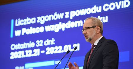 Jak przetrwać w czarnej strefie? Dziewięć przykazań na Omikron. "Rząd już tylko czeka na katastrofę"