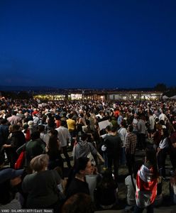 Tłumy na ulicach Tbilisi. "Naprawdę imponujące sceny"