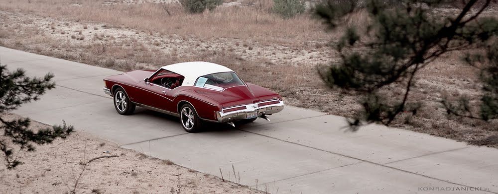 Buick Riviera Boattail 3