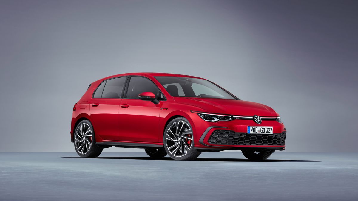 Volkswagen Golf GTI wysmuklał i doczekał się kilku ciekawych detali.