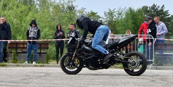 II Moto Piknik w Nowej Dębie. Parada motocykli, stunt i koncerty nad zalewem