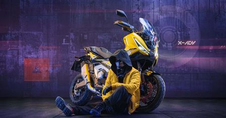 Honda X-ADV gotowa na rok 2025. Prezentuje się jeszcze ostrzej