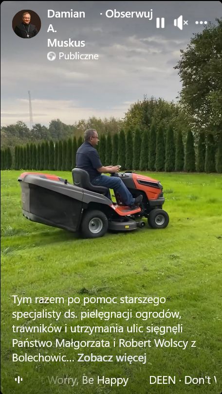 Taki "pojazd" otrzymał biskup do jednej z prac