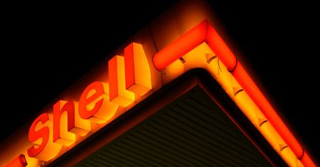 Koronawirus. Shell odnotował stratę 18 mld dolarów