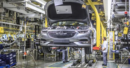 Opel może mieć kłopoty. Prognozy kolejnych zwolnień w przyszłości