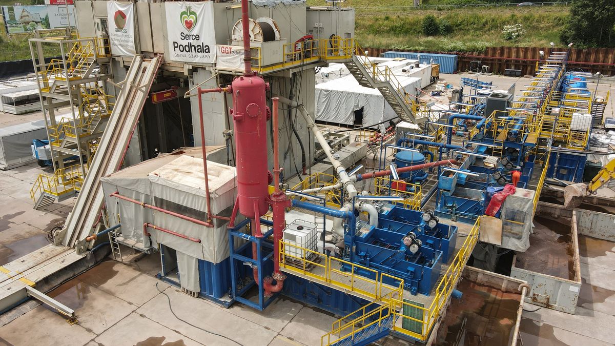 odwiert geotermalny
Grzegorz Momot
geotermalny, geotermia, odwiert, wie�a wiertnicza, najg��bszy w polsce odwiert