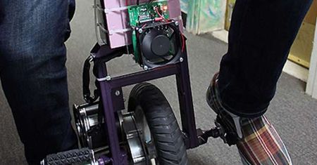 Bullet - studencka odpowiedź na Segwaya [wideo]