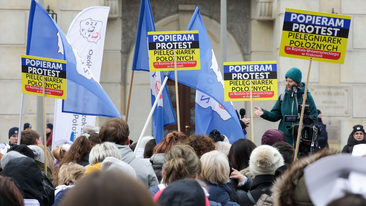 uczestnicy protestu
Tomasz Gzell
piel�gniarki, protest, s�u�ba zdrowia