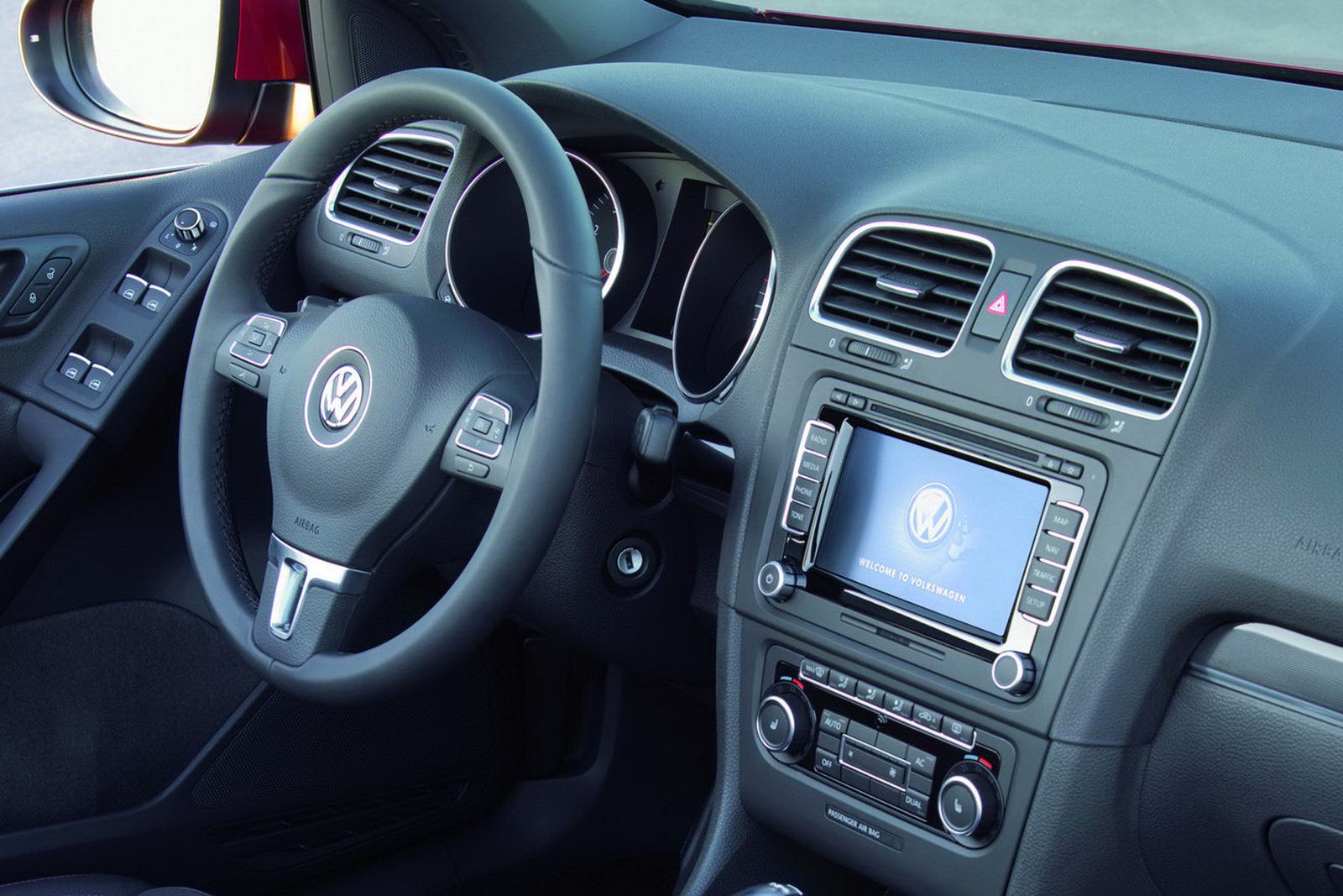 VW Golf Cabriolet Mk6