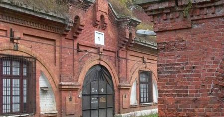 Twierdza Modlin. Historia największej fortecy w Europie Środkowej